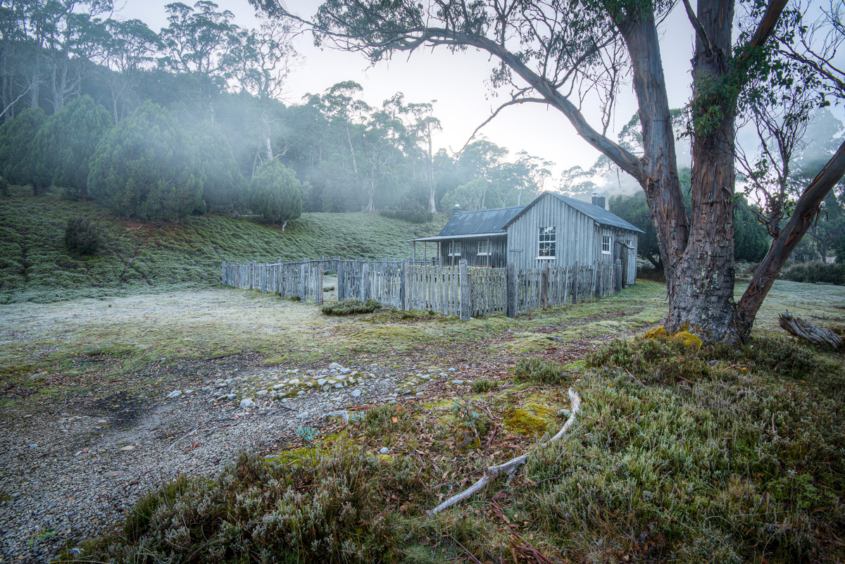 Mount Kate House in Cradle Mountain in the early morning
